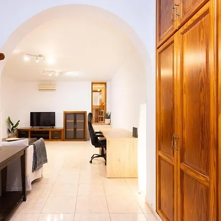 Apartment Eden Surfy